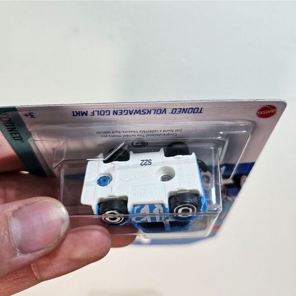 HotWheels Treasure Hunt Volkwagen - Picture 4 of 5
